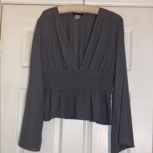 Venus Gray Plunging V-Neck Roughing Waistline with Full Flowing Sleeves Size 10